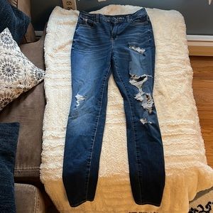 Curvy High rise jegging from American Eagle.